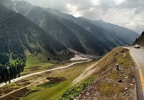 Baltal Valley