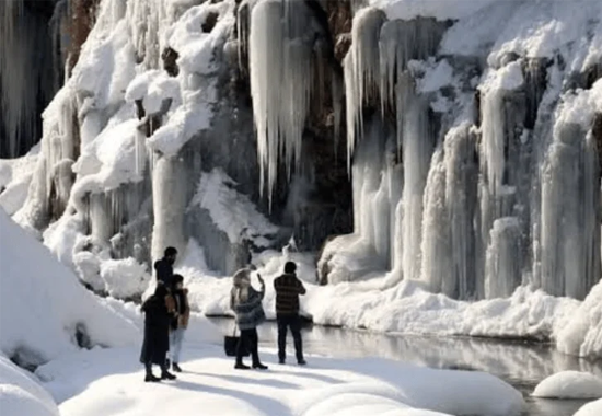 Drung Waterfall: A Majestic Gem of Kashmir You Must Visit