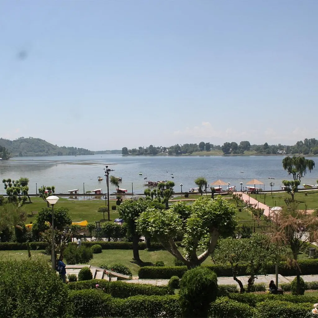 Manasbal Park
