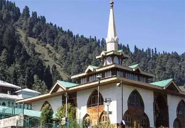 Baba-Reshi-Shrine