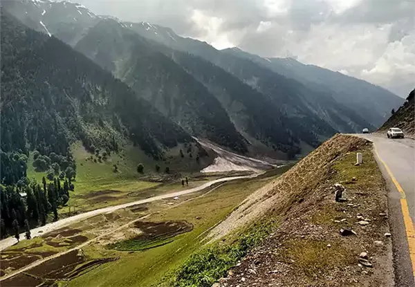 Baltal Valley