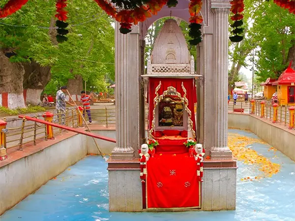 Kheer Bhawani Temple Srinagar