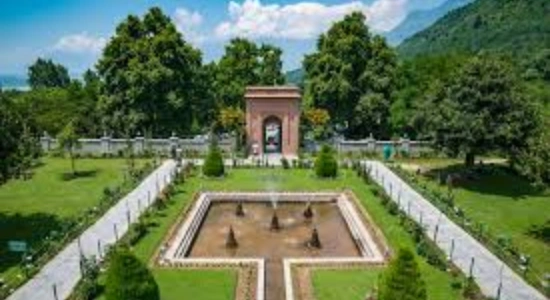 Romantic Walks in Mughal Gardens