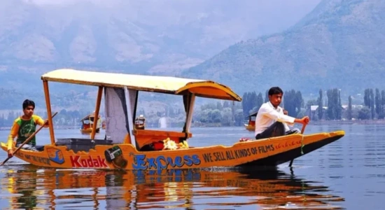 Shikara Ride on Dal Lake