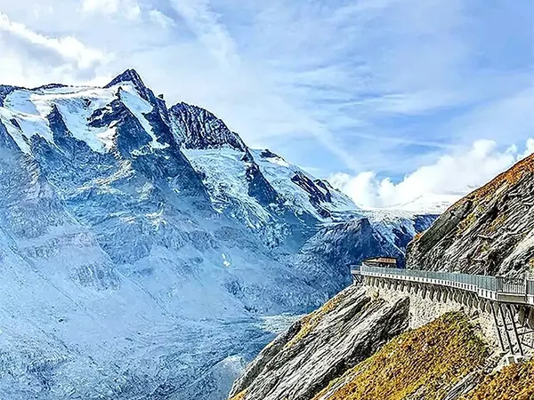 Year Round Snow and Stunning Vistas